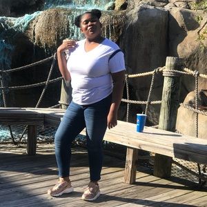 Meet your Posher, Jada